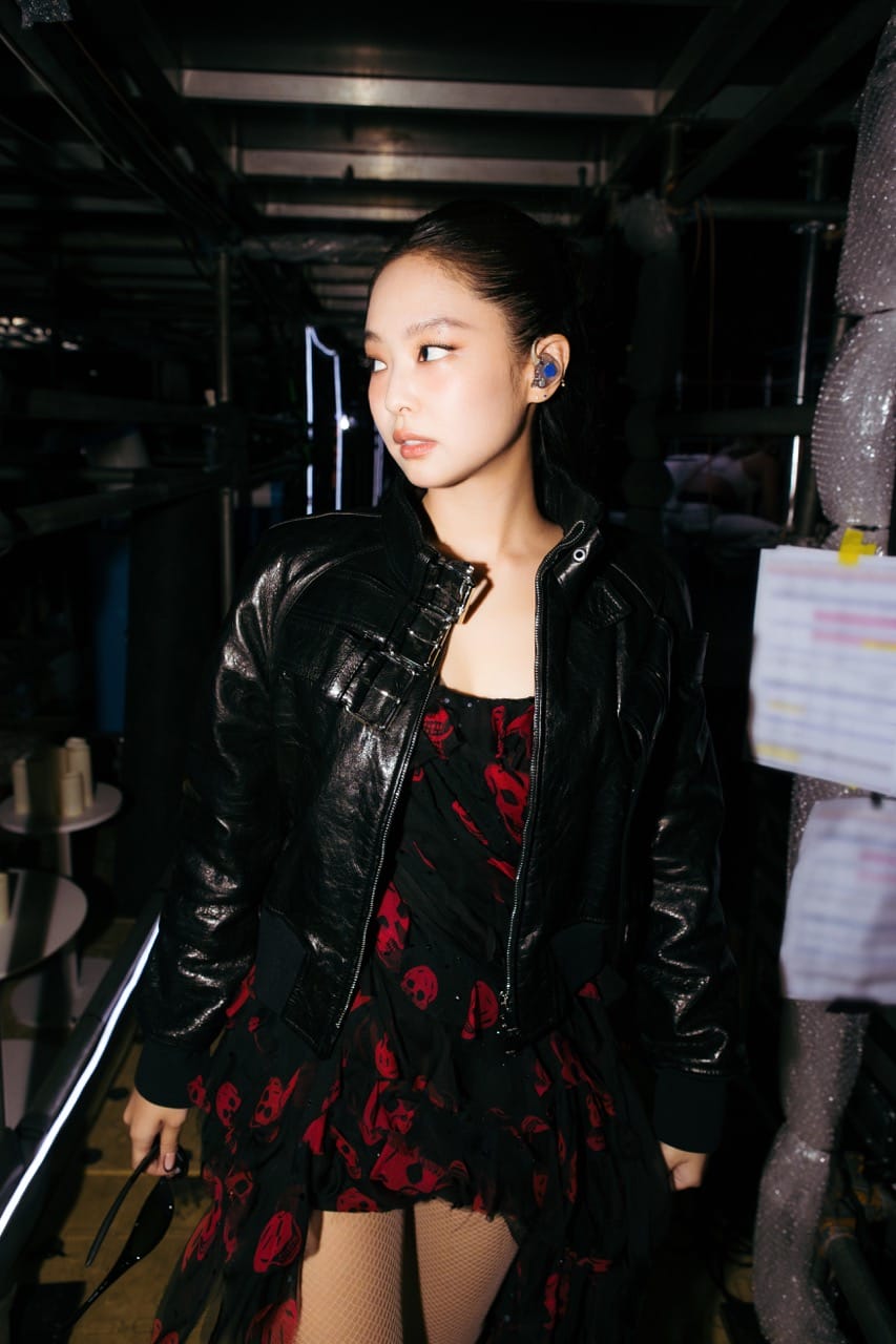 Jennie in Alexander McQueen at the Deadline World Tour
